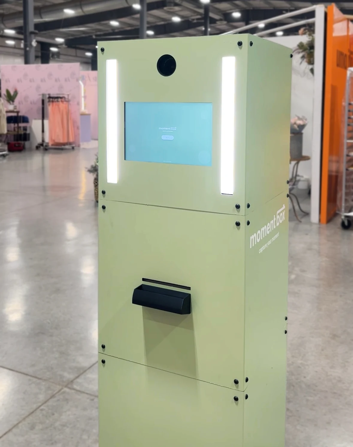 Moment Box Camera specifications